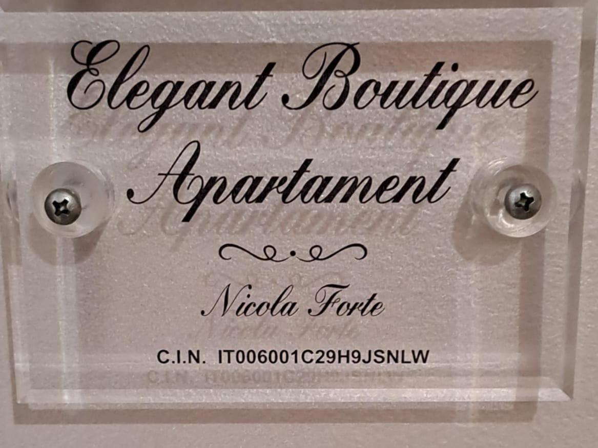Elegant Boutique Apartment Alloggio Via Nizza Acqui Terme Buitenkant foto