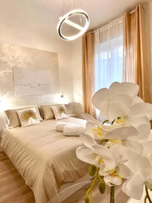 Elegant Boutique Apartment Alloggio Via Nizza Acqui Terme Buitenkant foto
